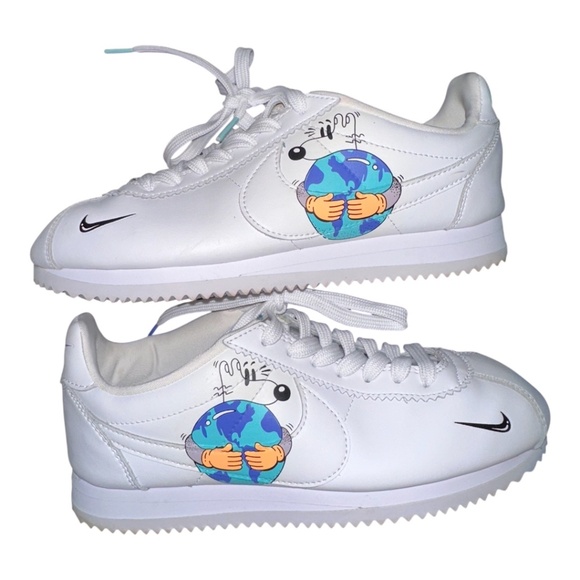 Nike Shoes - Nike Cortez Steven Harrington 6 Womens